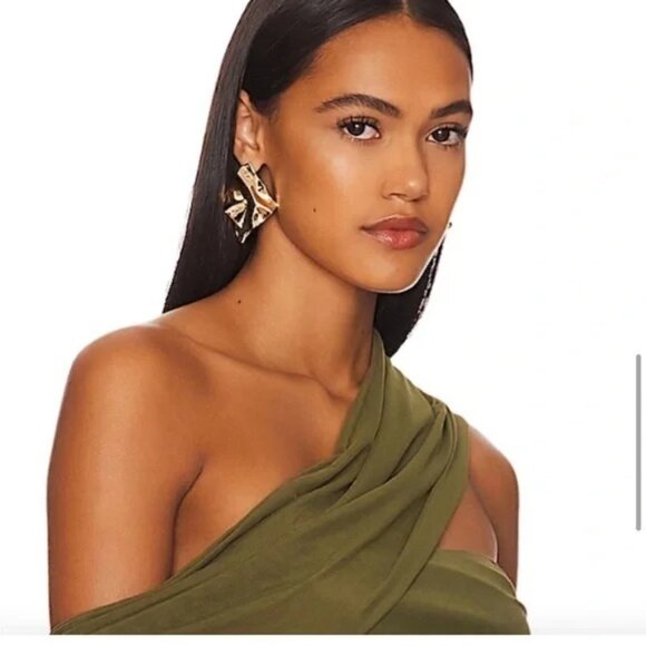 Anthropologie Shashi "Carre" Large Gold Wavy Earrings - with beautiful gift 🎁 - Picture 2 of 6